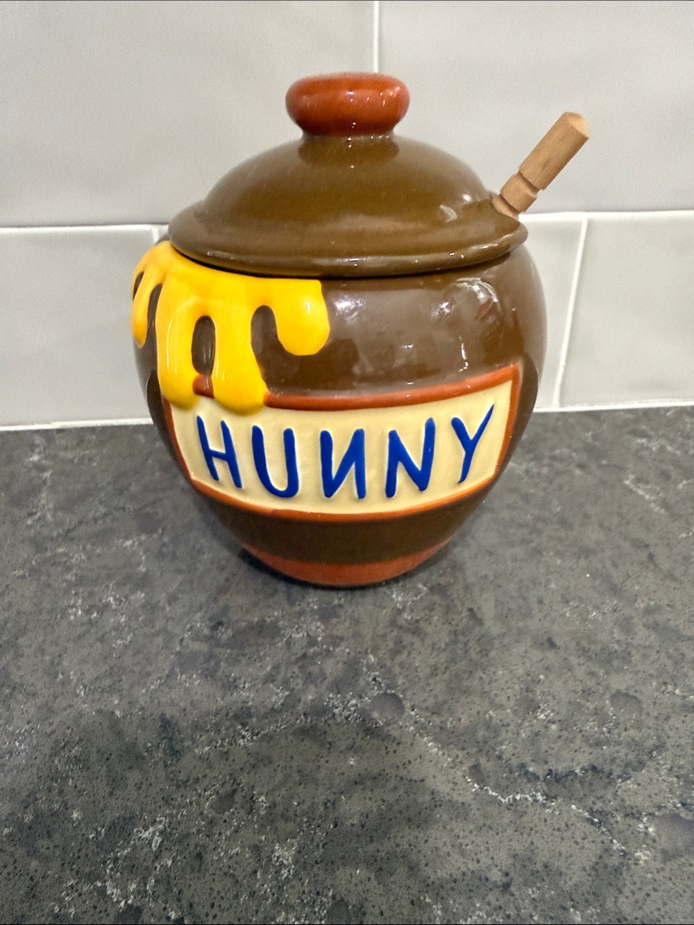 Ceramic Winnie the Pooh 'HUNNY' Honey Jar - Brown and Yellow
